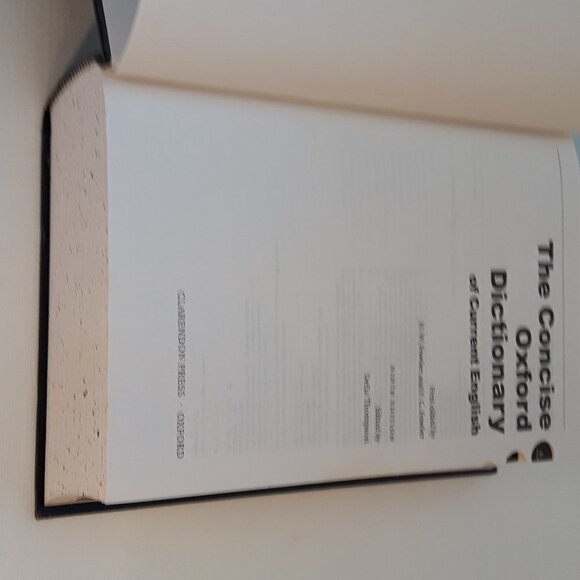 1995 Oxford Concise English Dictionary - Picture 2 of 3